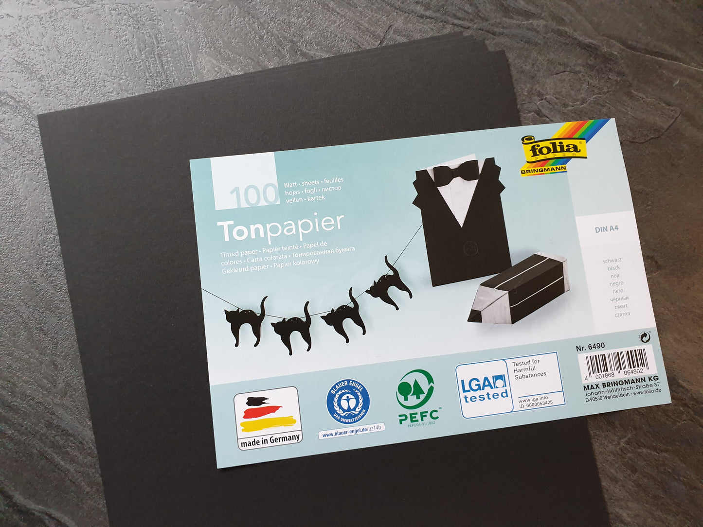 Komplett schwarzes Skizzenheft, handgebunden aus Recyclingpapier, DIN A5, 96 Seiten, Hochformat, ohne Buchdeckel