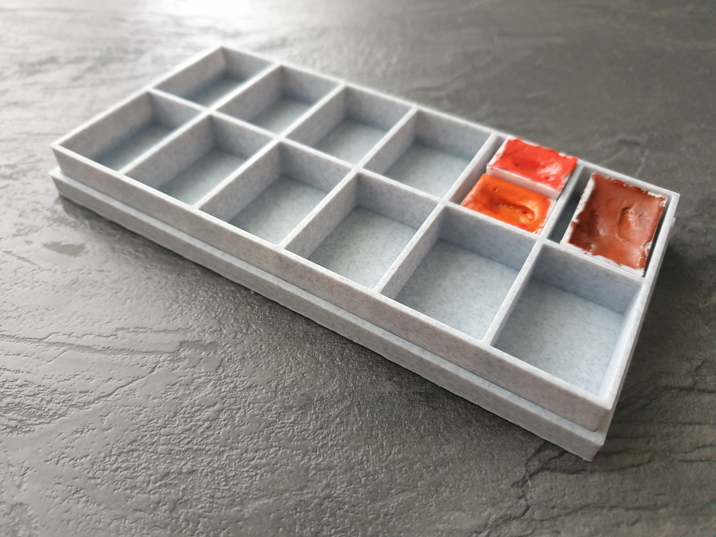 Aquarellpalette, Marmor-Optik, mit Deckel, 12 ganze Pfännchen / 24 halbe; aus PLA