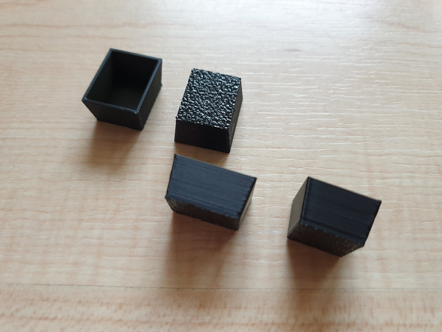 Schwarze Näpfchen aus PLA, 12 Pfännchen für das Malen auf schwarzem Papier, 3d gedruckt