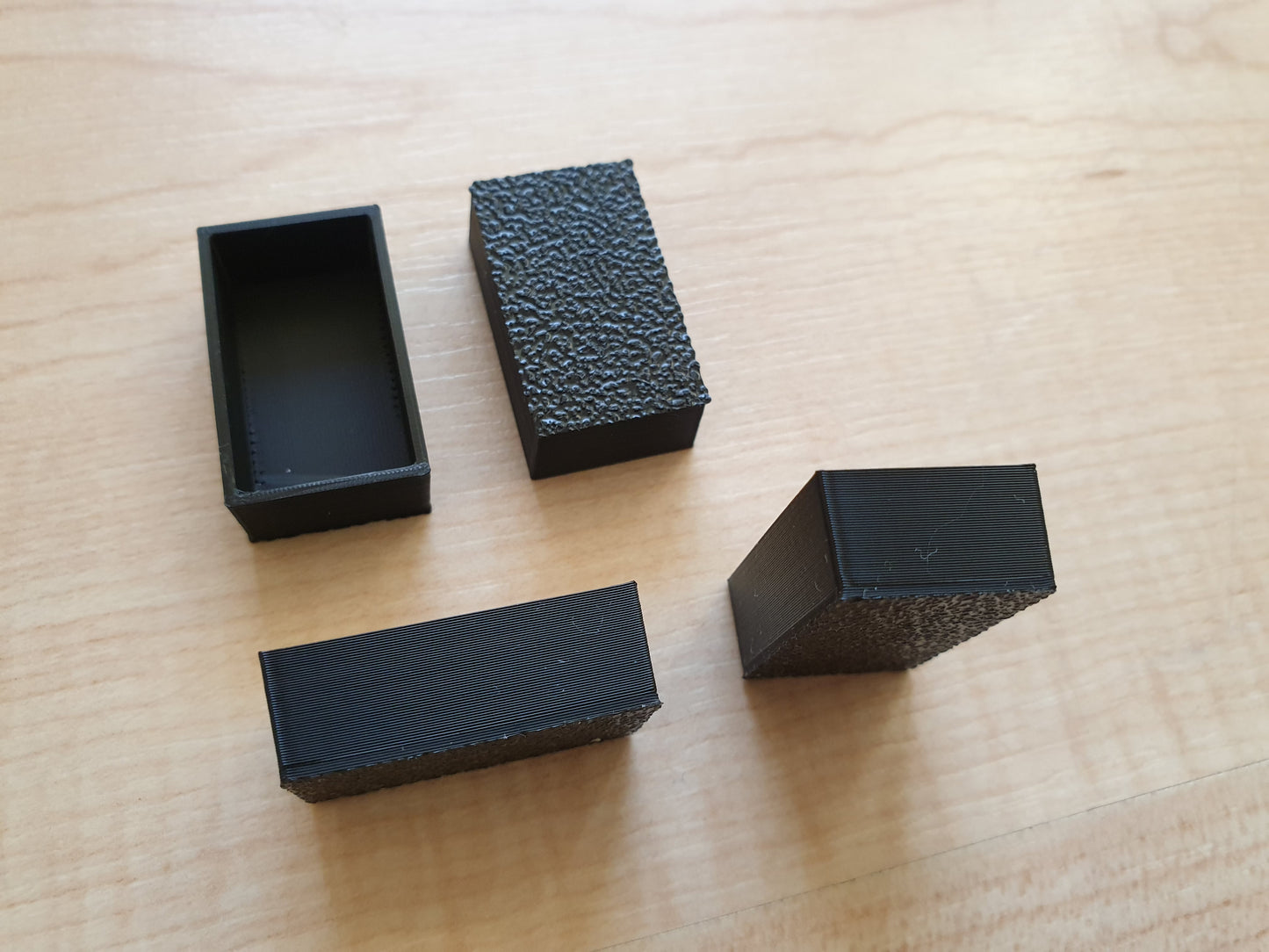 Schwarze Näpfchen aus PLA, 12 Pfännchen für das Malen auf schwarzem Papier, 3d gedruckt