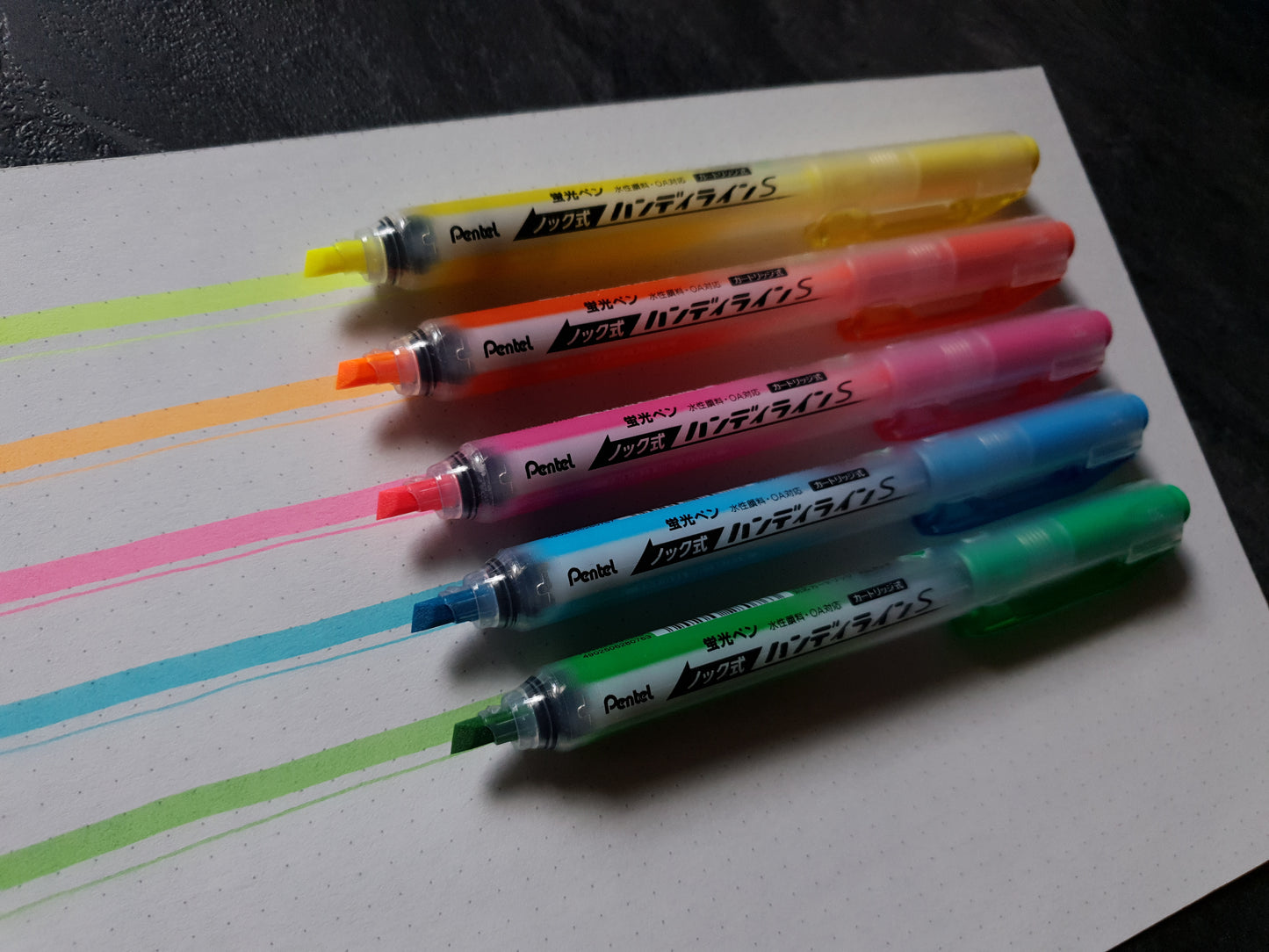 Einziehbare Textmarker von Pentel
