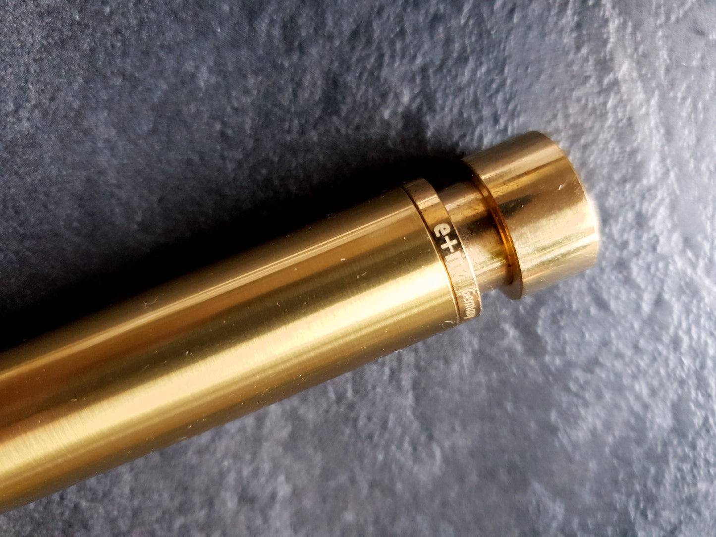 e+m GRAPHIC METAL Fallminenstift 5,5mm; Messing raw