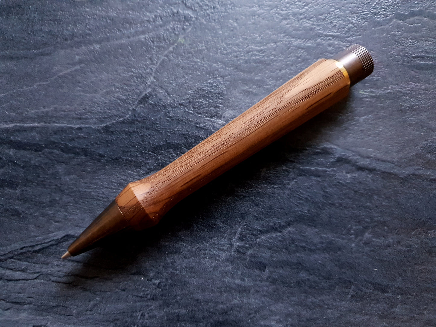 e+m ARROW Drehbleistift (0,7mm), Eiche, antik