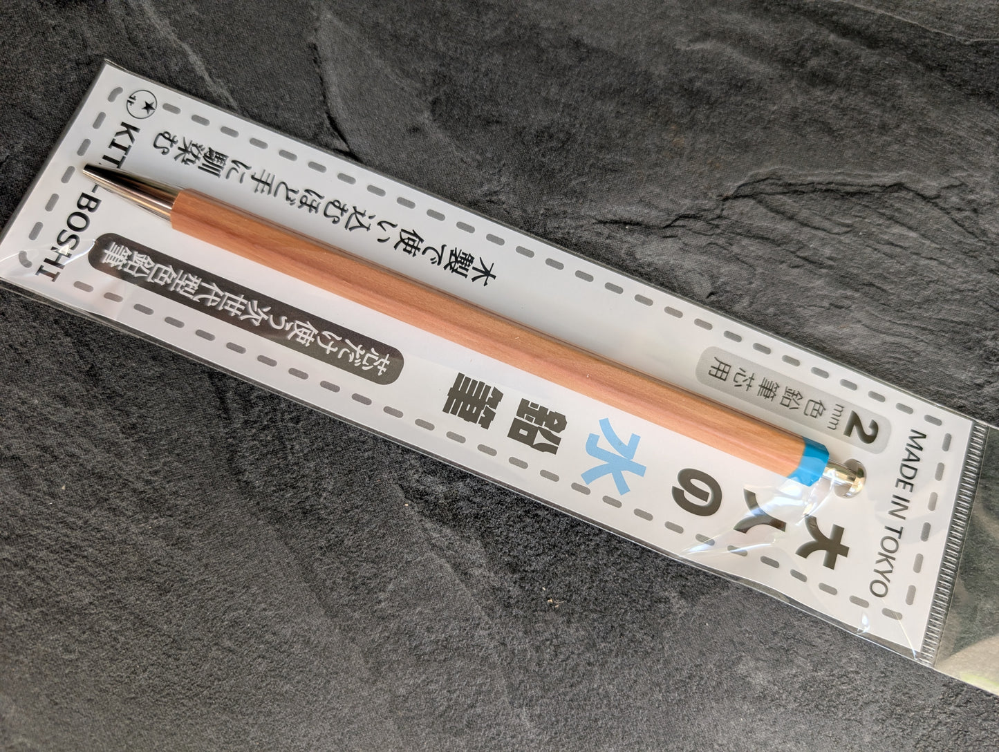 Kitaboshi "Adult Colored Pencil" 2.0mm Druckbleistift aus Holz, inkl. Farbstiftmine