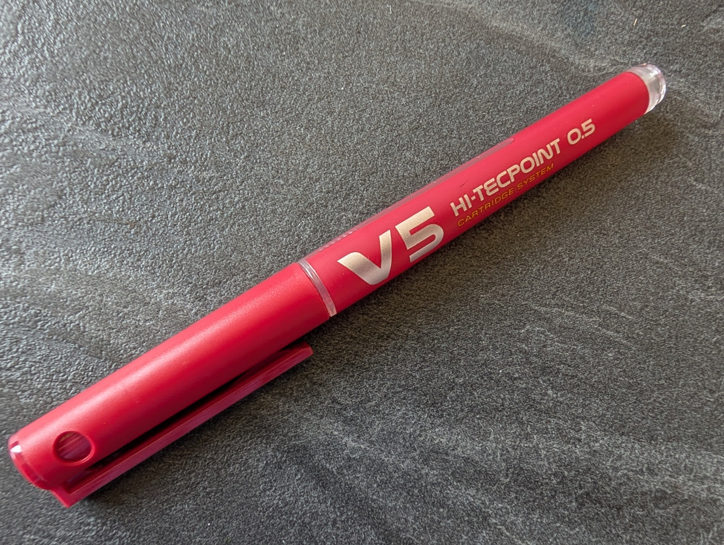 Pilot Hi-Tecpoint Cartridge System V5/V7 Tintenroller mit Patronensystem