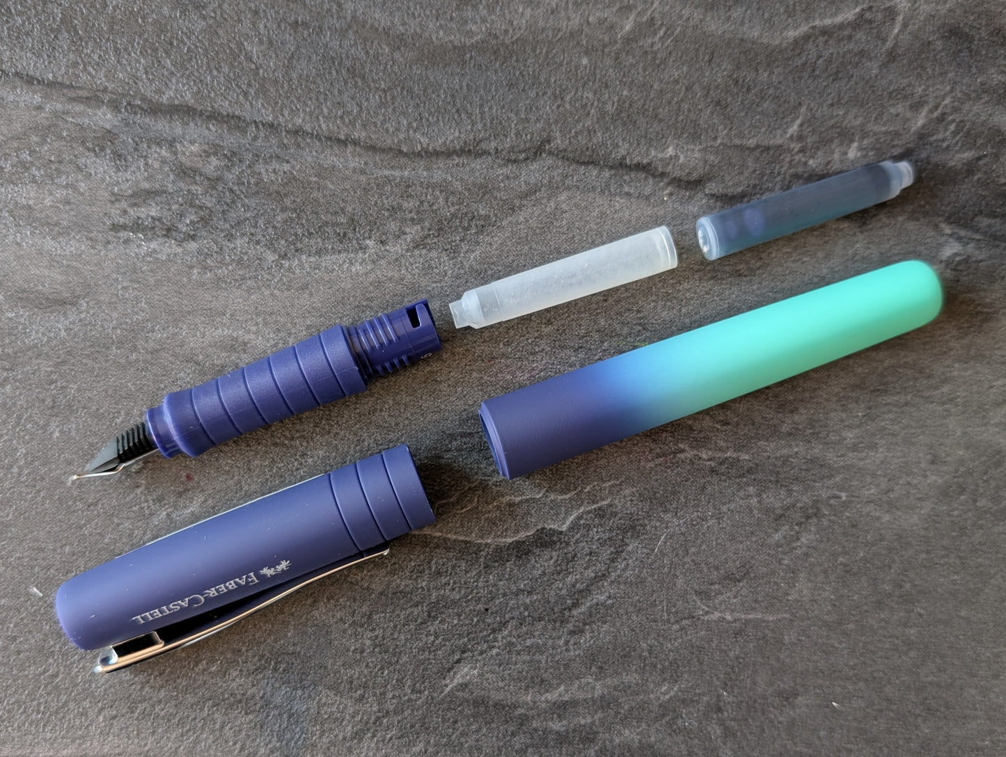 Faber-Castell "Poly Pen" Füllhalter, M-Feder, neue Farben