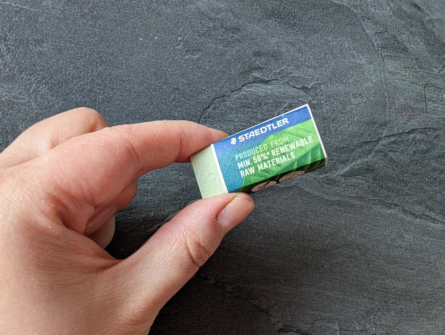 STAEDTLER Radiergummi, olivgrün, sehr klein, aus Ernteresten