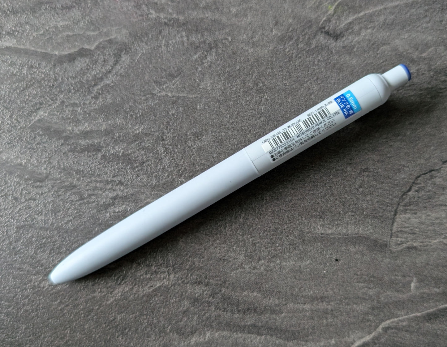 uniball ZENTO Gelschreiber mit 0,5mm Spitze, Standardmodell, verschiedene Farben