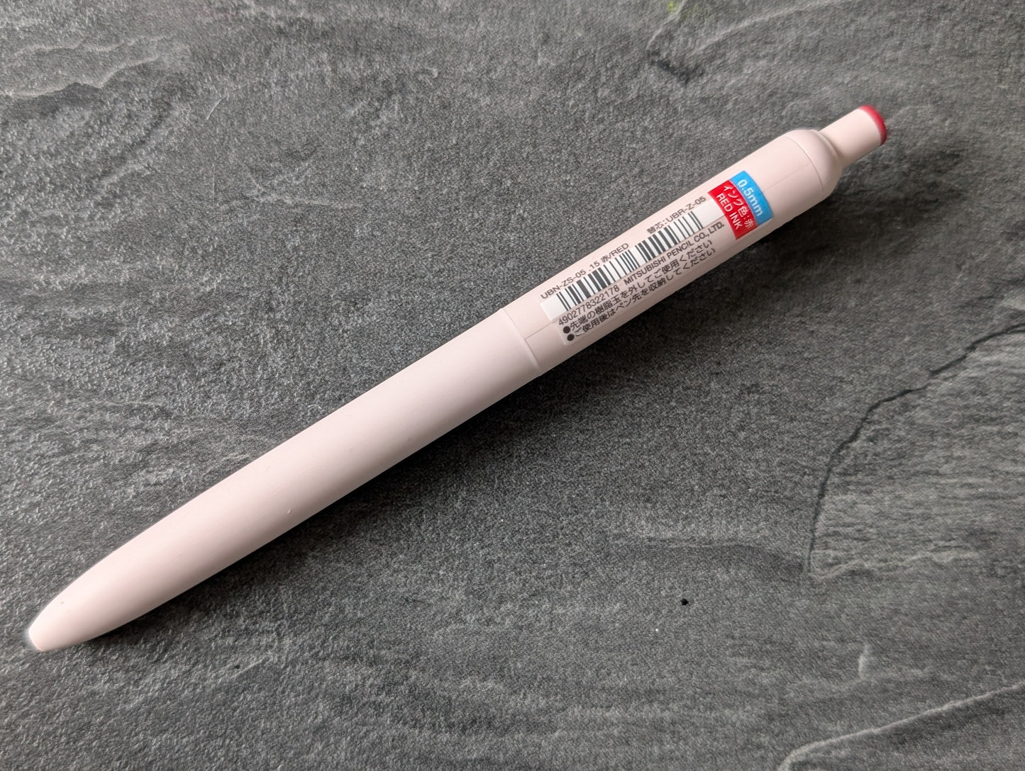 uniball ZENTO Gelschreiber mit 0,5mm Spitze, Standardmodell, verschiedene Farben