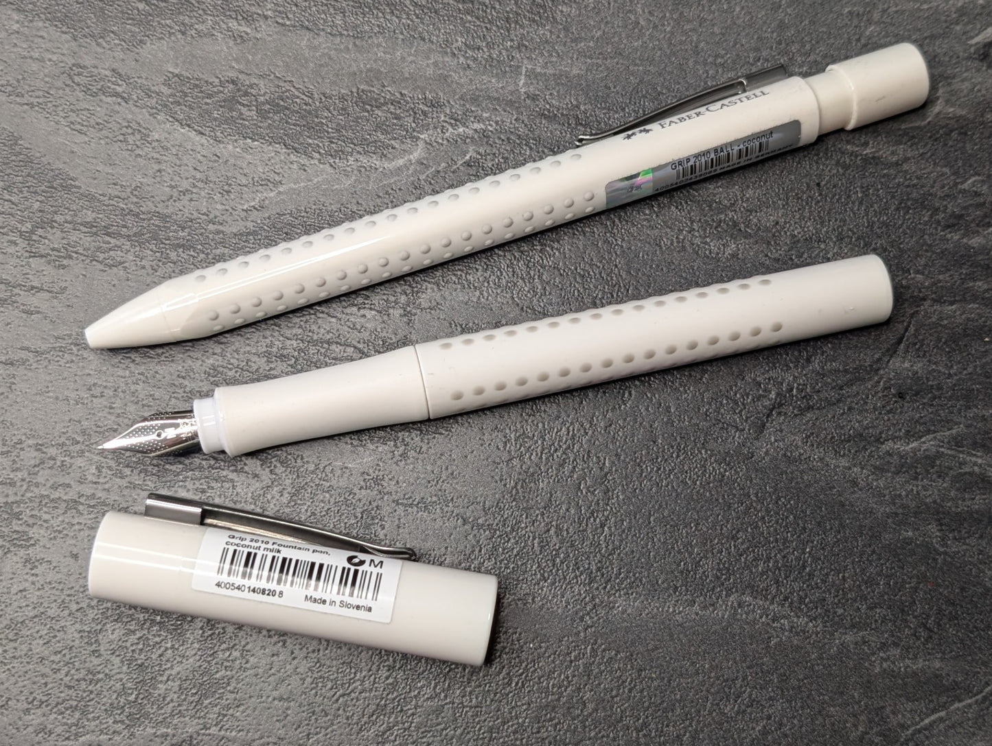 Faber-Castell "GRIP 2010" Set: Füllhalter [M-Feder] & Kugelschreiber