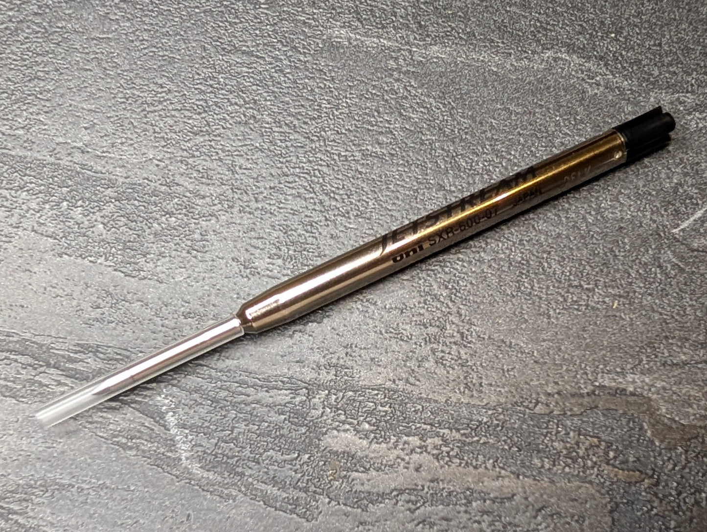 uniball Jetstream Großraummine SXR-600-05 und SXR-600-07 Refills, schwarz