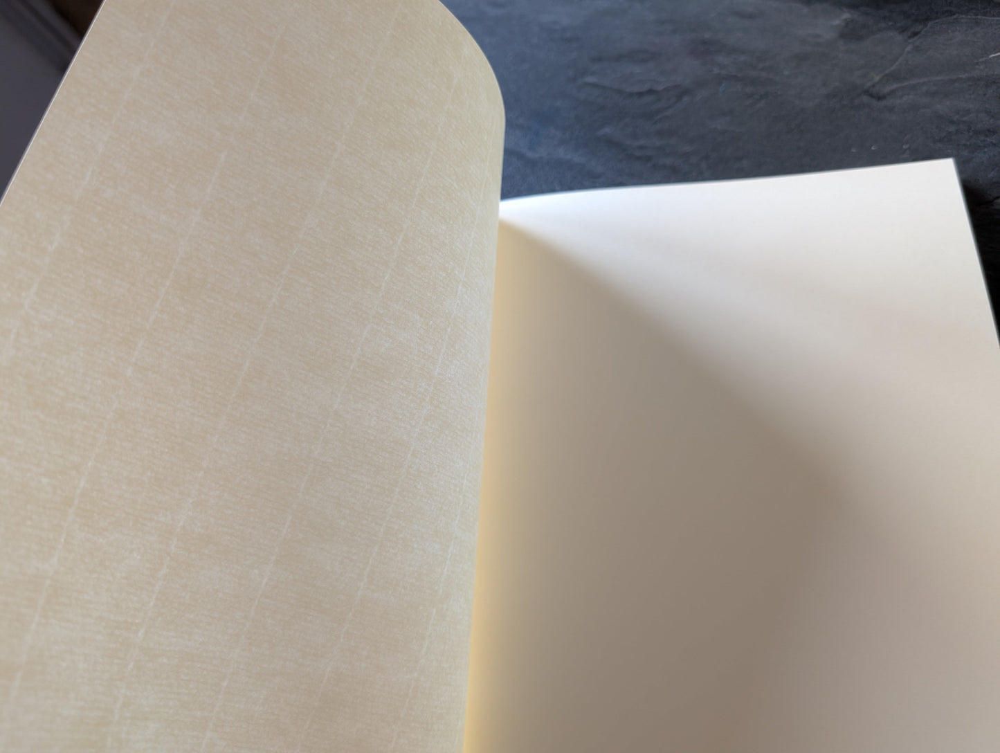 Life Noble Note B5, Softcover Notizbuch, 200 Seiten, 3 Raster