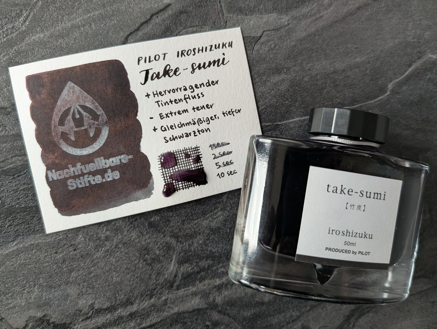 Pilot iroshizuku: Take-sumi ("Bambuskohle", schwarz), Glasflacon