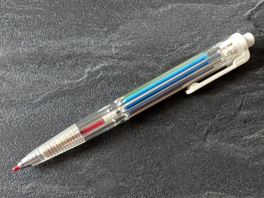 Pentel Art Multi-8: Minenhalter mit 8 Farbstiftminen [Modell XPH804]